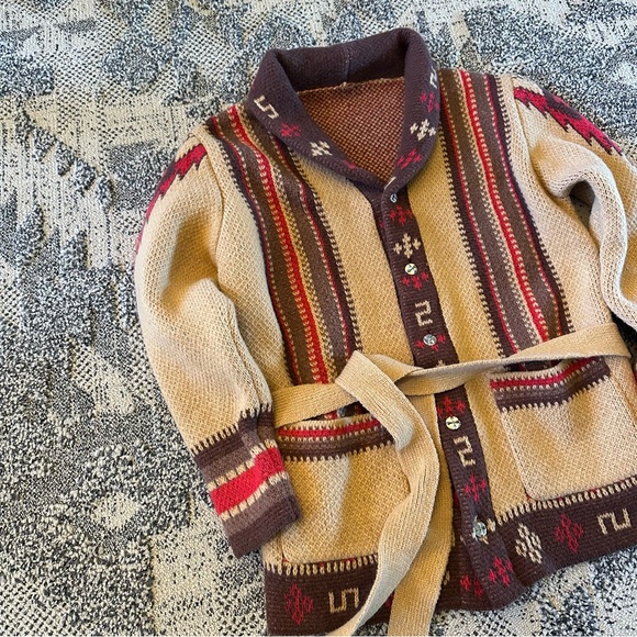 Western Aztec Shaw Collar Cowichan Knit Traditional Button Front Sweater Coat - Picture 4 of 7
